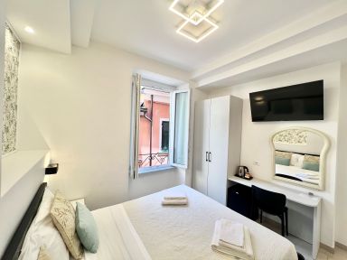 Photo 0